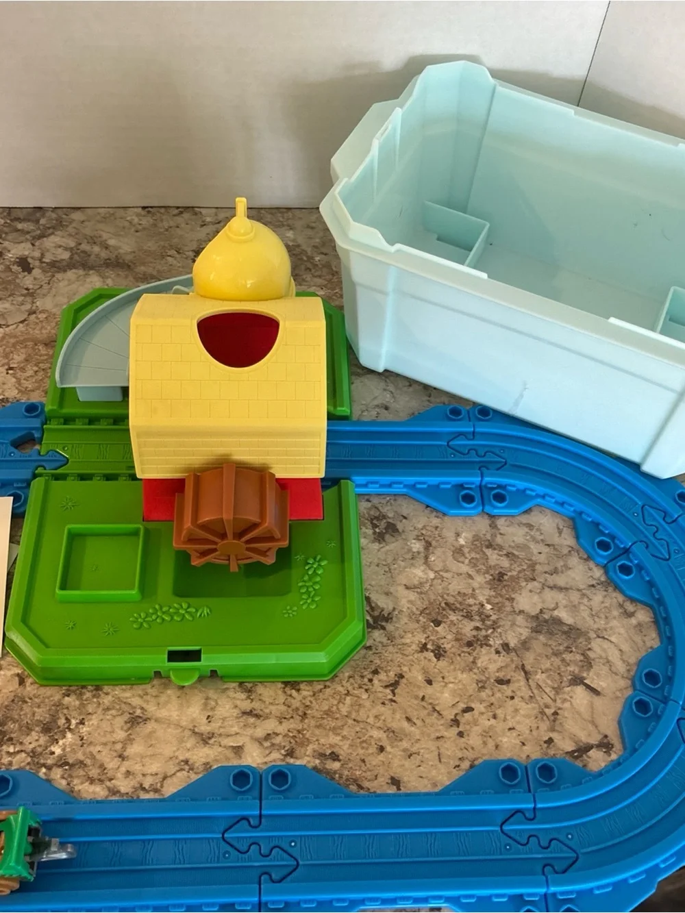 Mighty Express Adventure Bucket Farm Station Farmer Faye Netflix